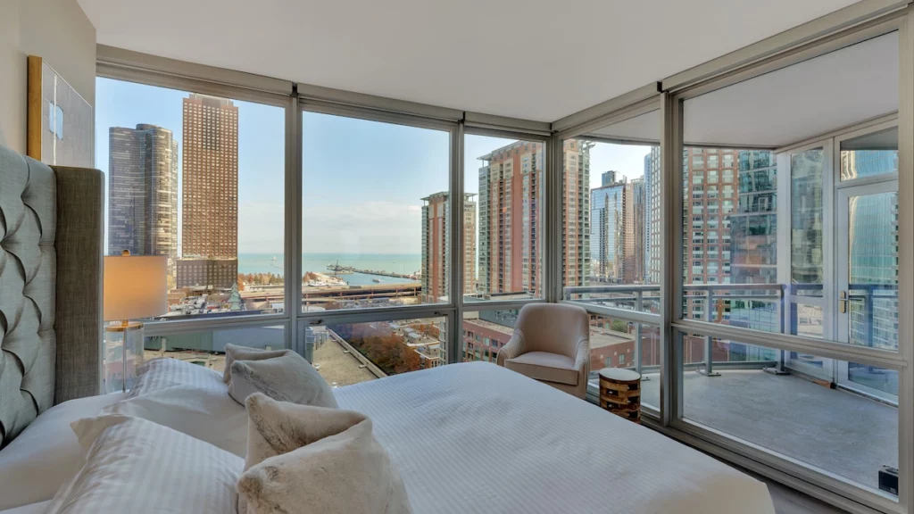 executive apartment in chicago