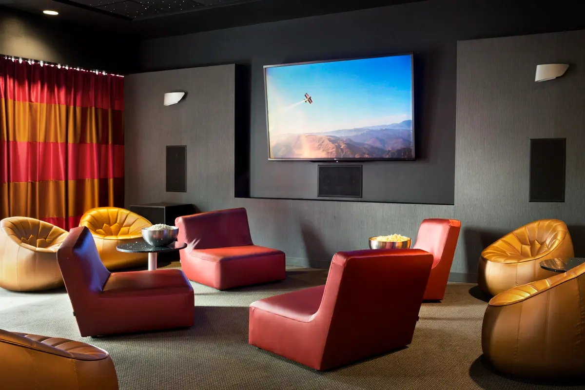 Group of professionals enjoying a luxury furnished corporate apartment in Downtown Chicago.