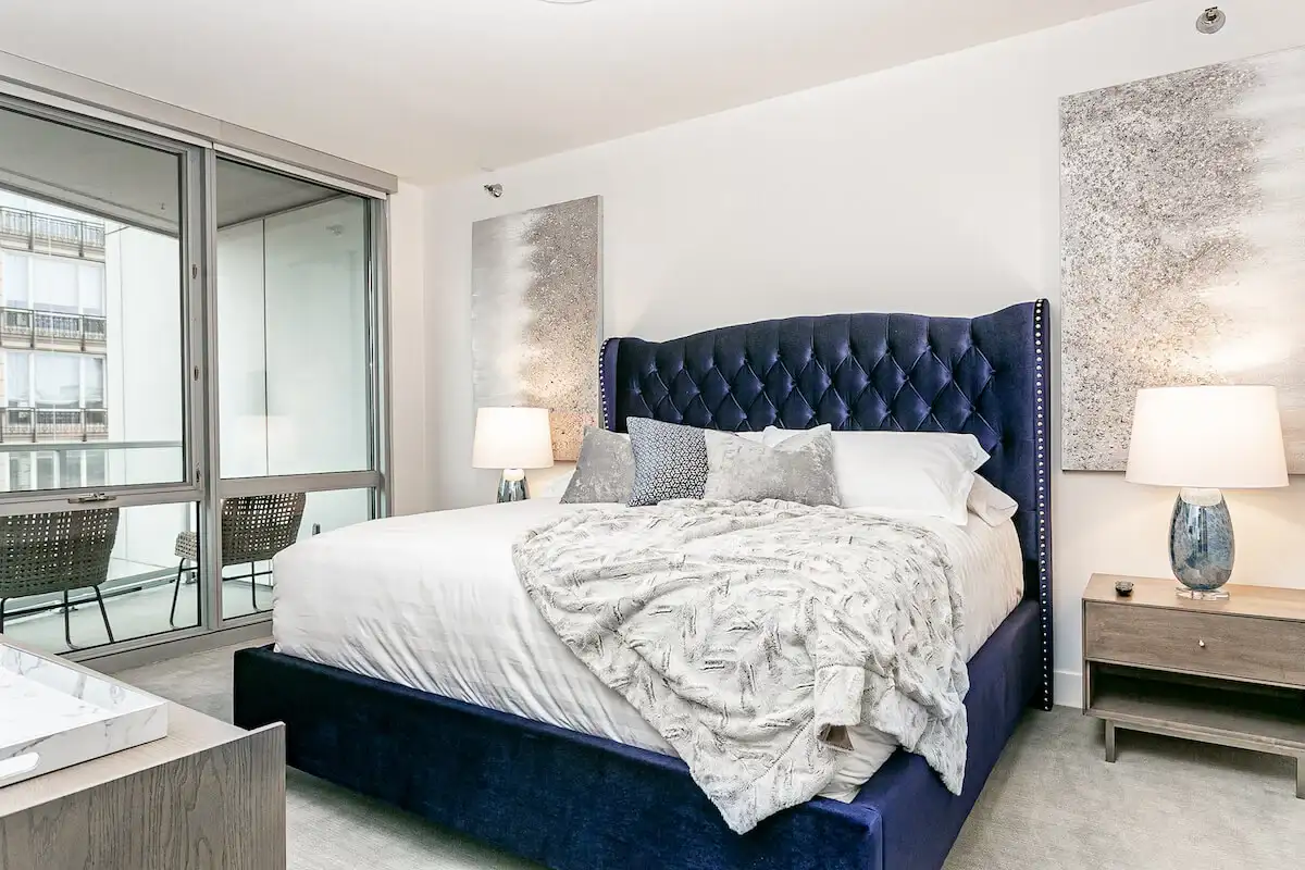 Group of professionals enjoying a luxury furnished corporate apartment in Downtown Chicago.