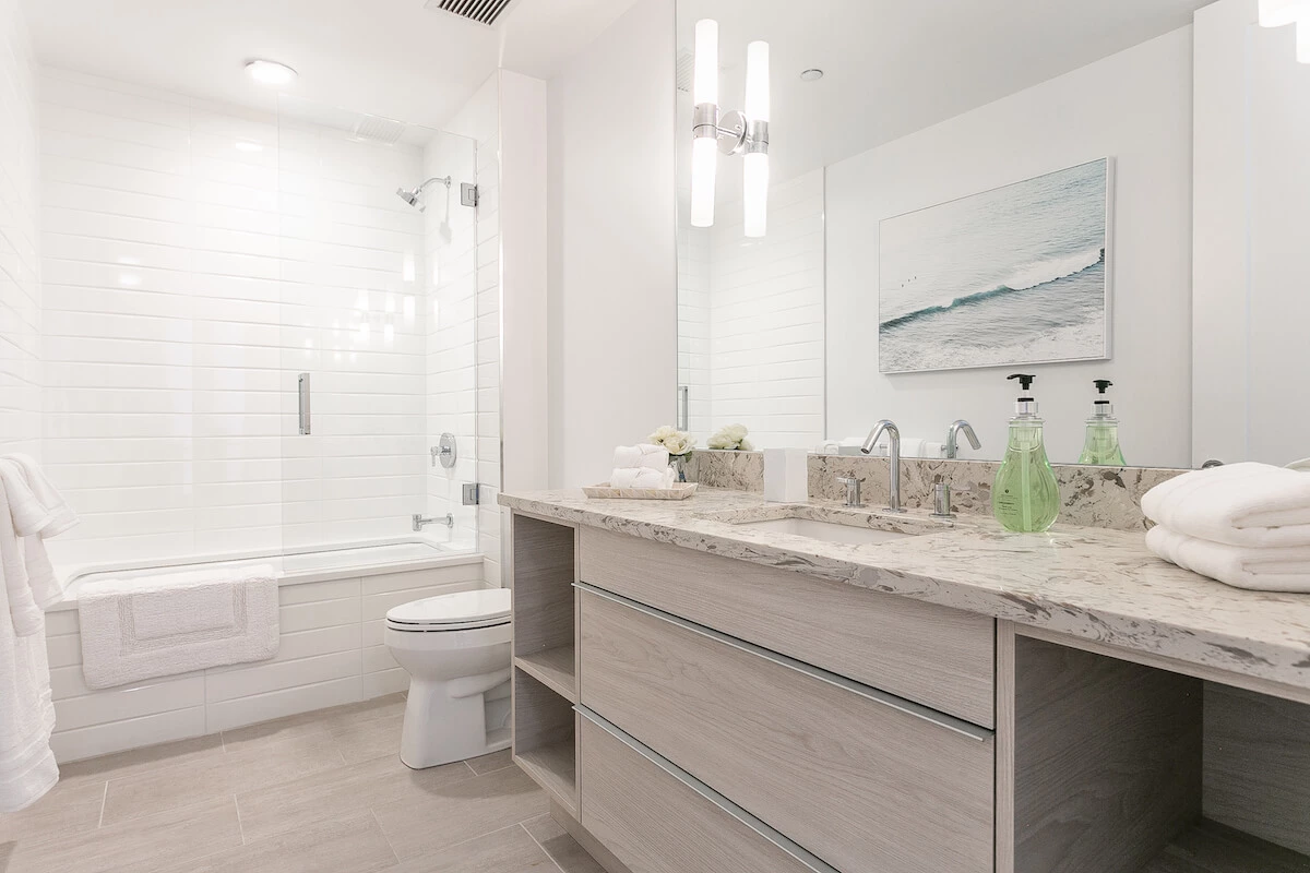 Group of professionals enjoying a luxury furnished corporate apartment in Downtown Chicago.