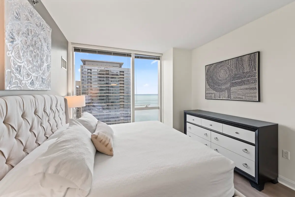 Group of professionals enjoying a luxury furnished corporate apartment in Downtown Chicago.