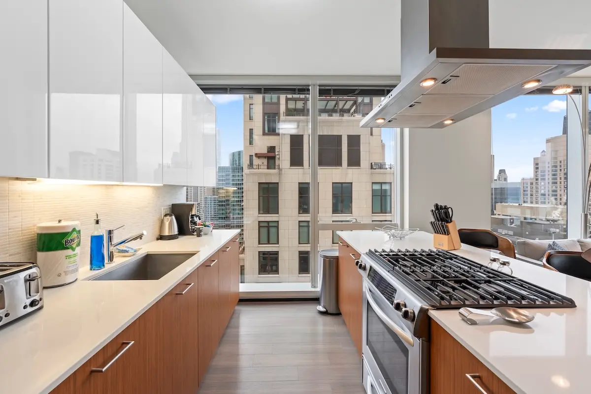 Group of professionals enjoying a luxury furnished corporate apartment in Downtown Chicago.