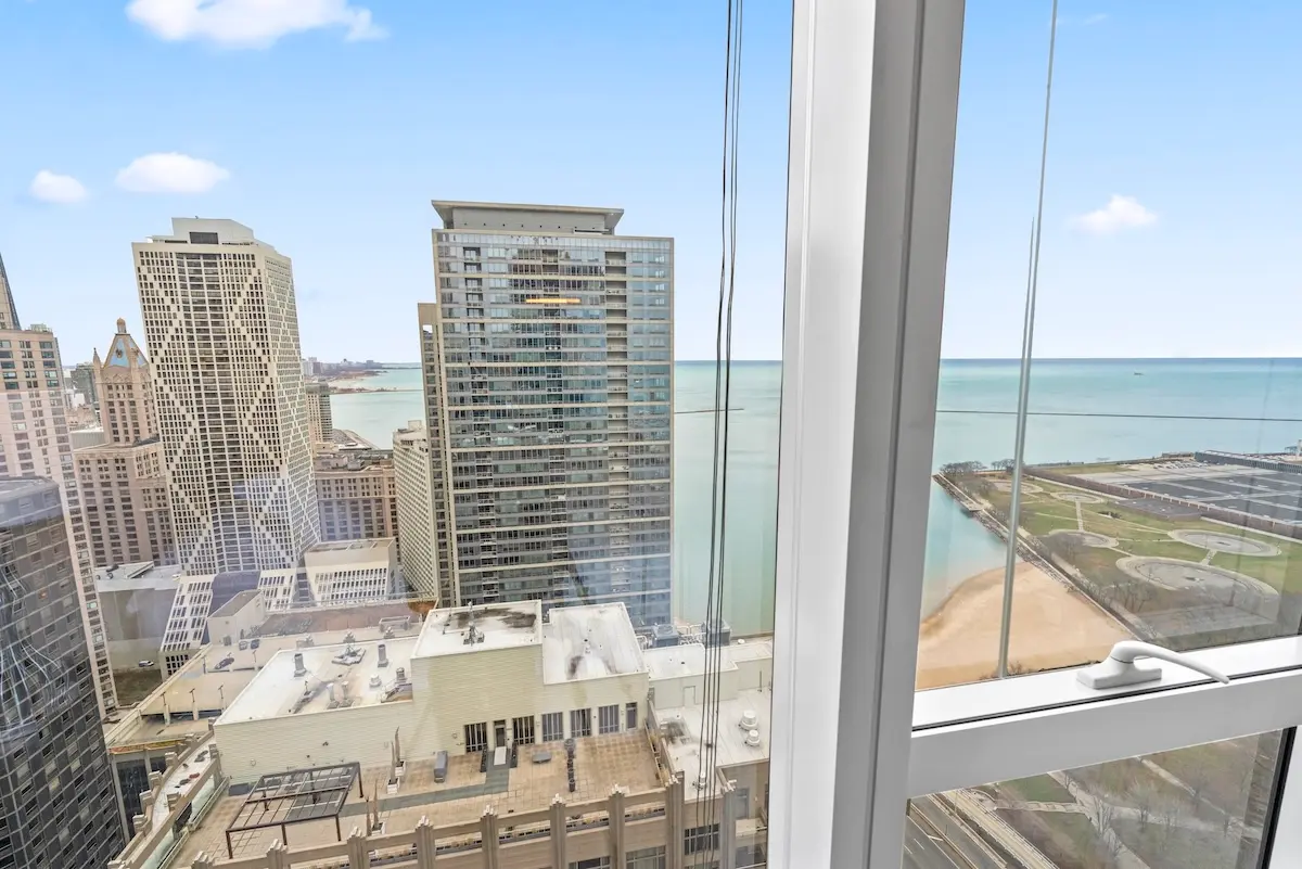 Group of professionals enjoying a luxury furnished corporate apartment in Downtown Chicago.