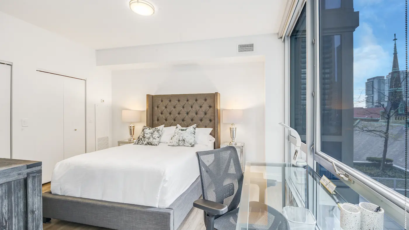 Group of professionals enjoying a luxury furnished corporate apartment in Downtown Chicago.