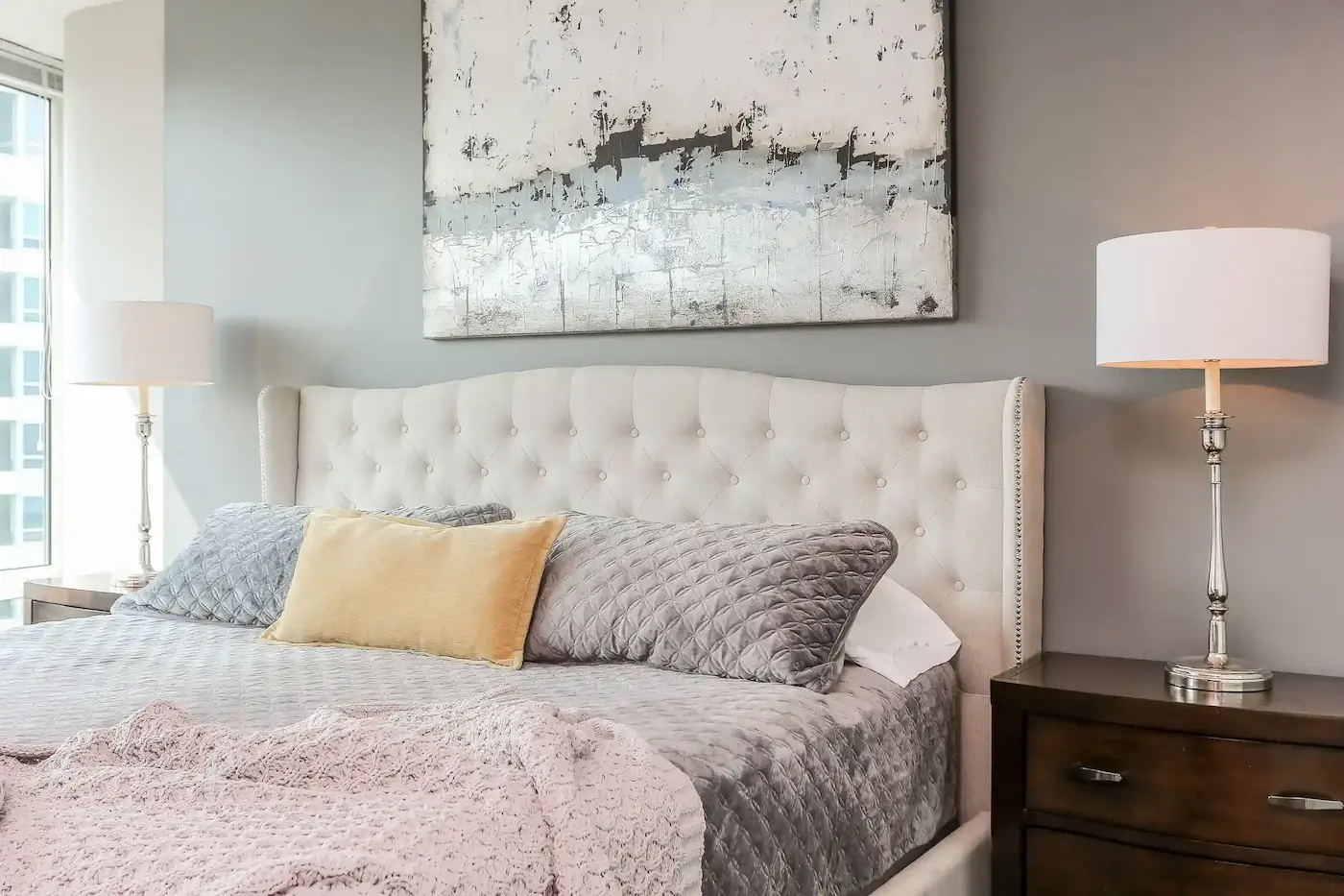 Group of professionals enjoying a luxury furnished corporate apartment in Downtown Chicago.