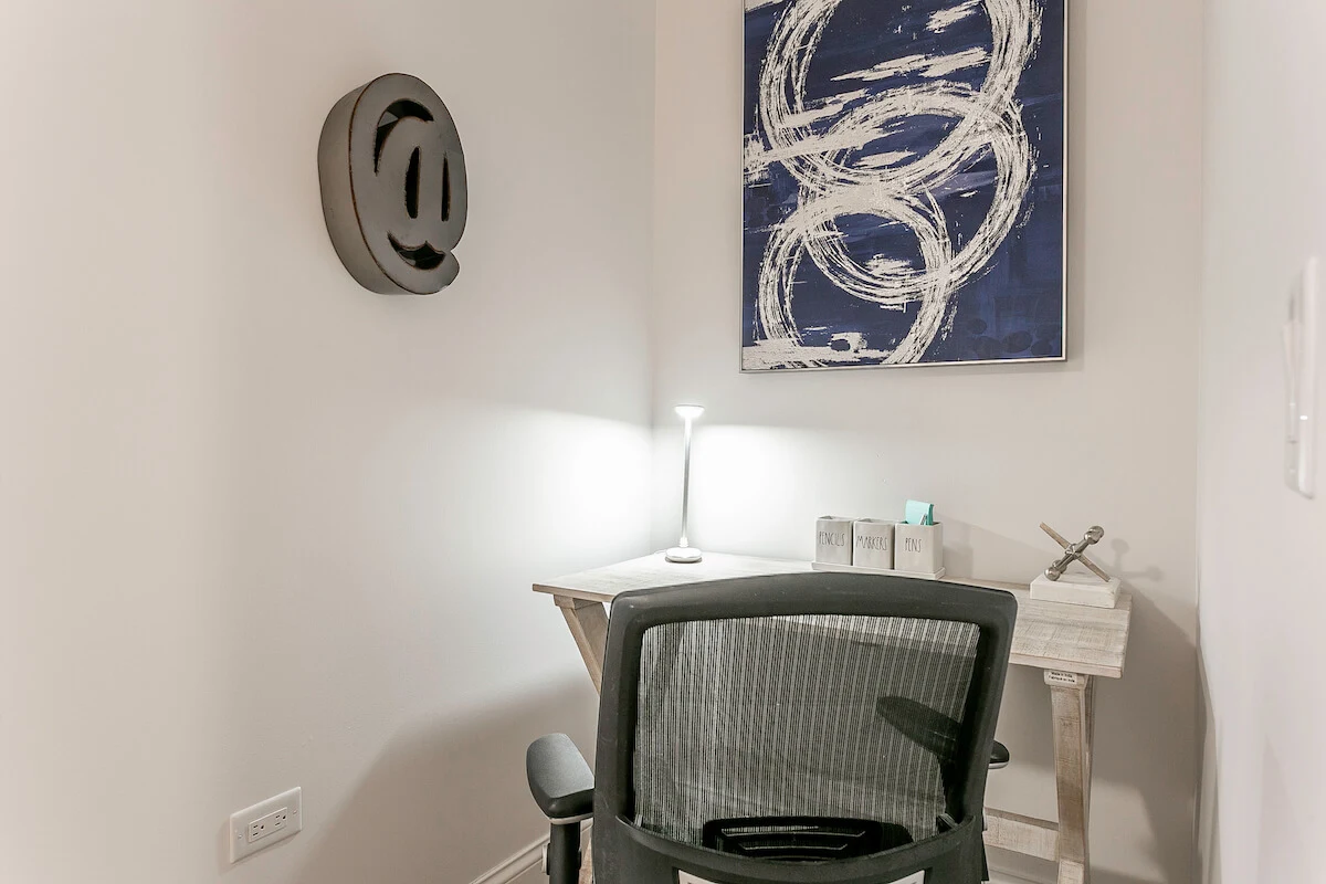 Group of professionals enjoying a luxury furnished corporate apartment in Downtown Chicago.