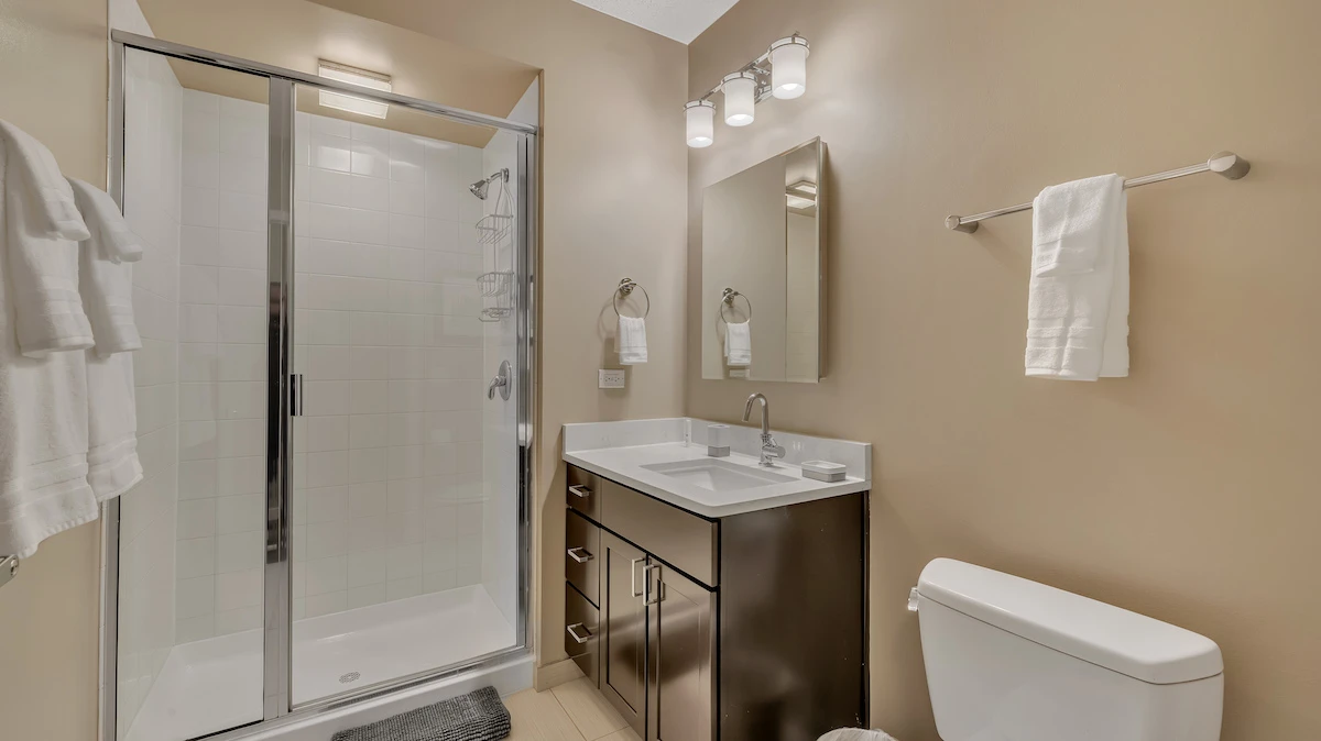 Group of professionals enjoying a luxury furnished corporate apartment in Downtown Chicago.