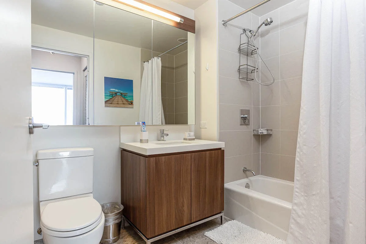 Group of professionals enjoying a luxury furnished corporate apartment in Downtown Chicago.