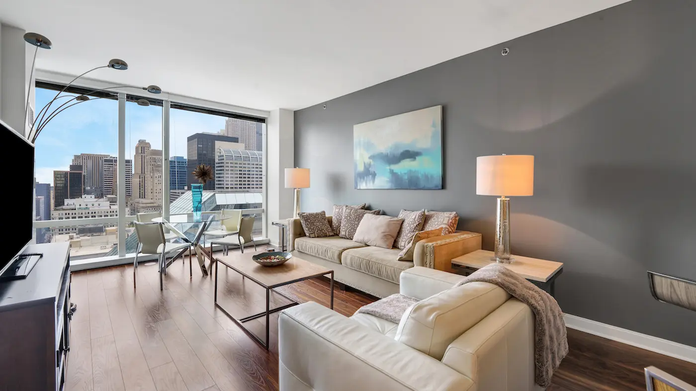OneEleven Chicago furnished executive suite with skyline views