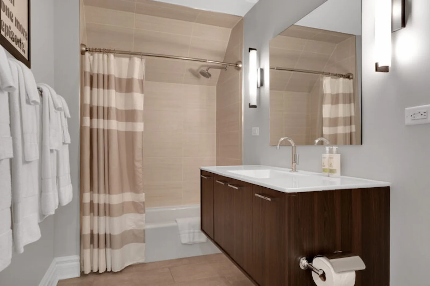 Group of professionals enjoying a luxury furnished corporate apartment in Downtown Chicago.