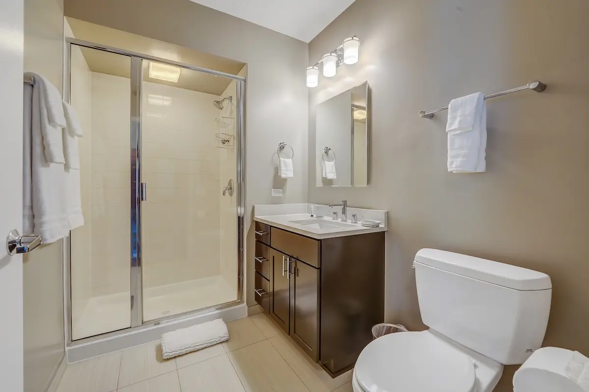 Group of professionals enjoying a luxury furnished corporate apartment in Downtown Chicago.