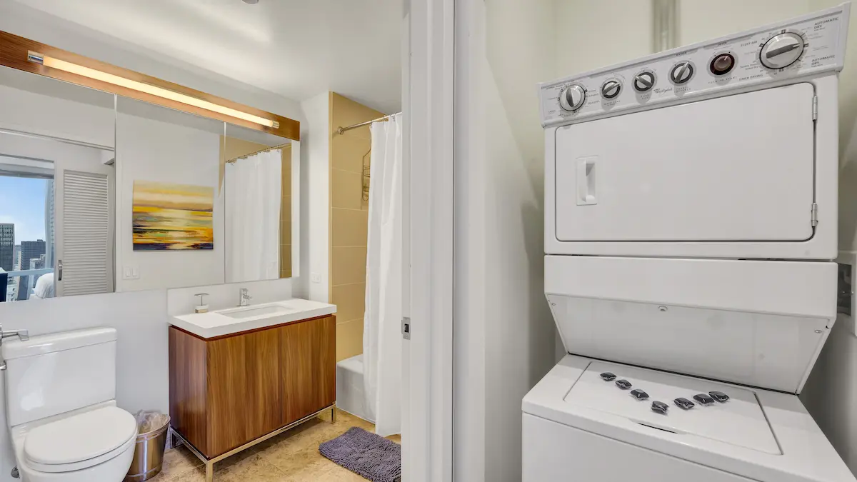 Group of professionals enjoying a luxury furnished corporate apartment in Downtown Chicago.