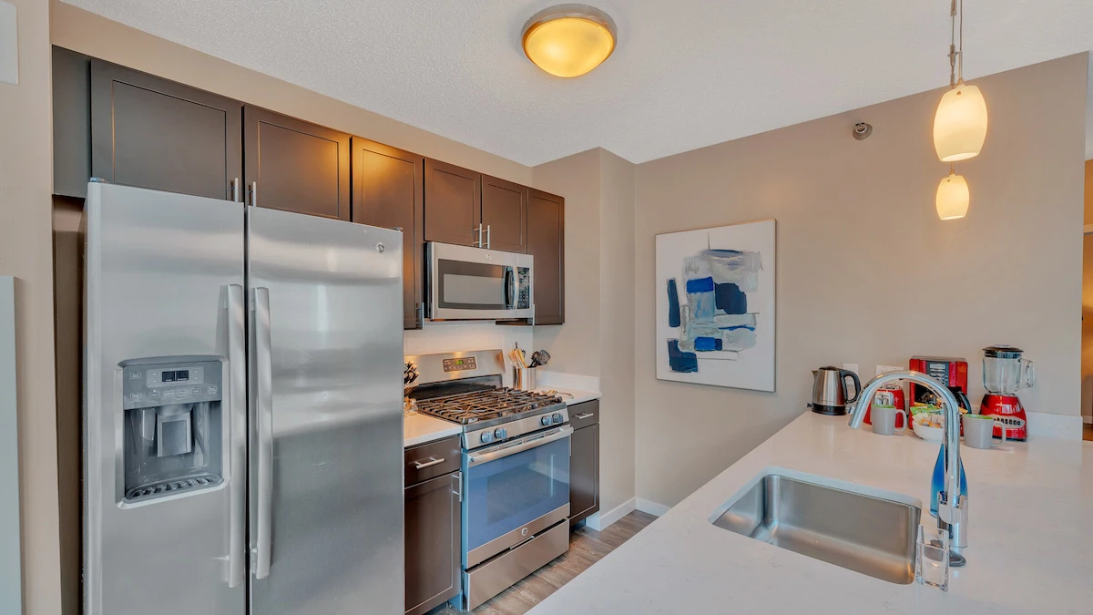 Group of professionals enjoying a luxury furnished corporate apartment in Downtown Chicago.