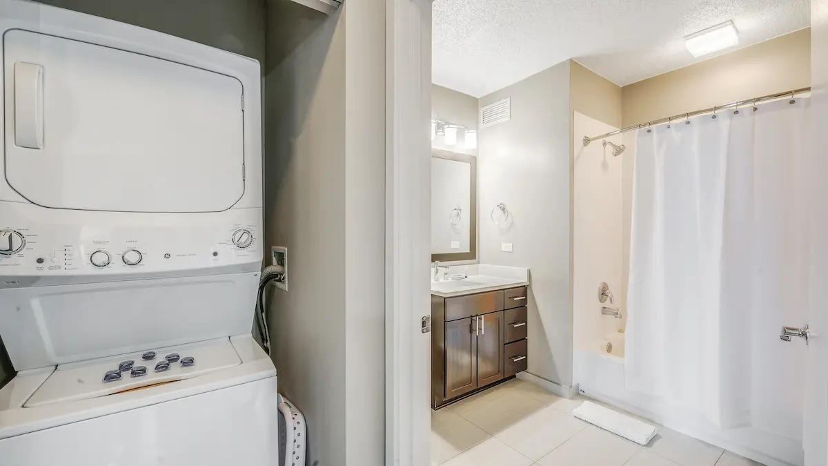 Group of professionals enjoying a luxury furnished corporate apartment in Downtown Chicago.
