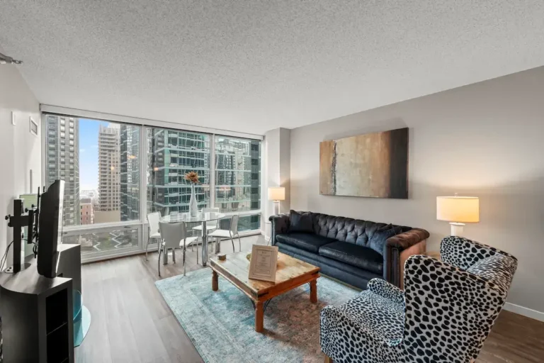 medical housing chicago