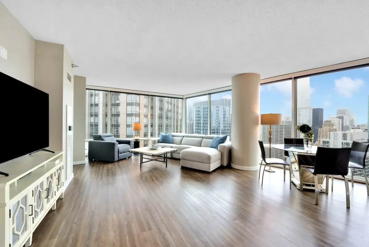 How to Find Your Home Away From Home in Chicago