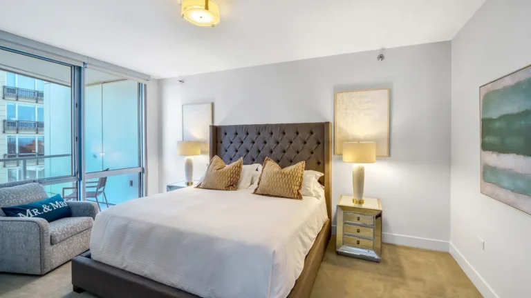 move in ready apartments Chicago
